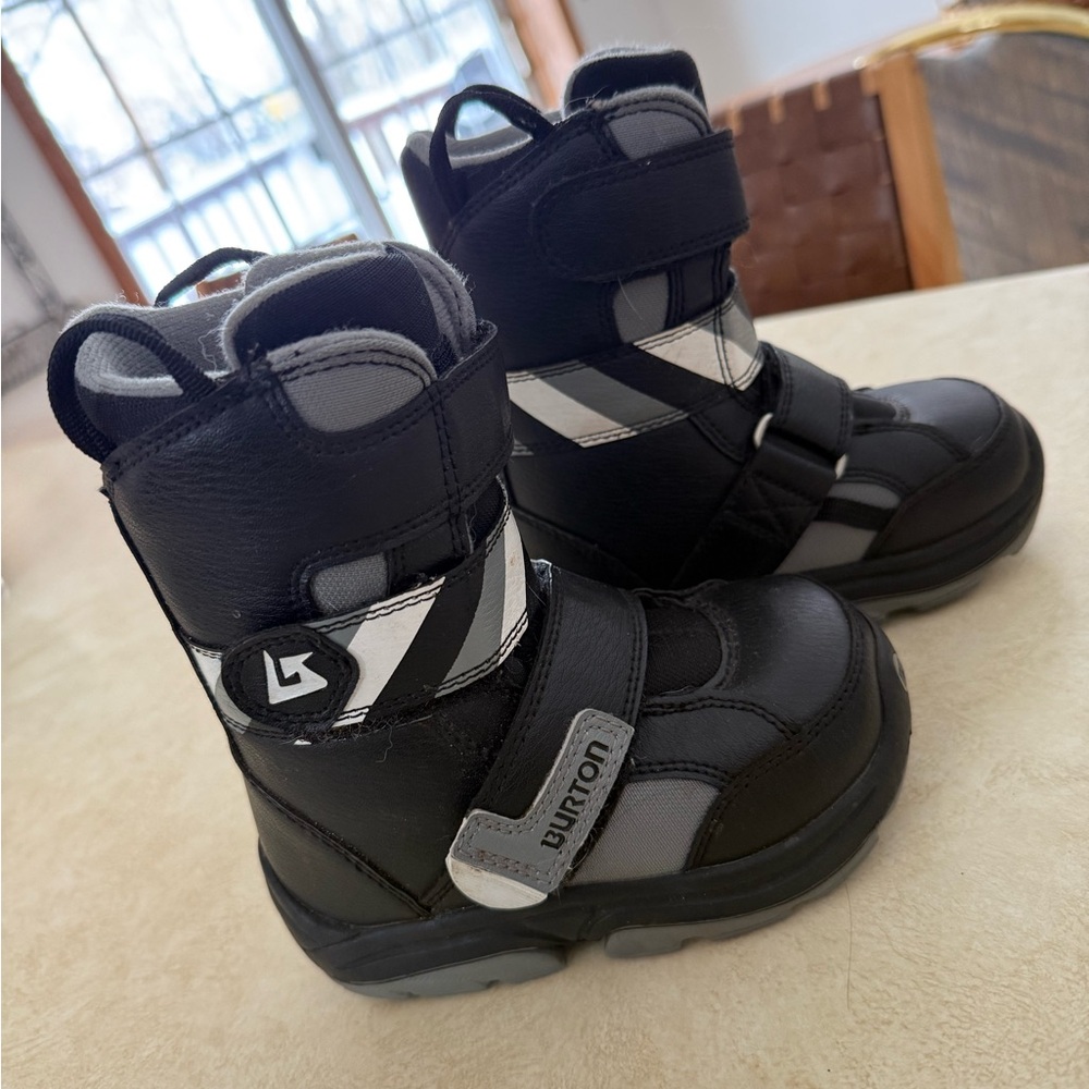 Toddler Burton snowboard boots